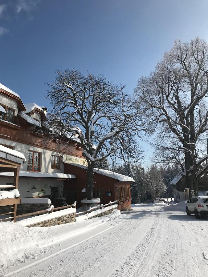 Zum Fally - Landgasthof Kirchberg am Wechsel Exterior photo