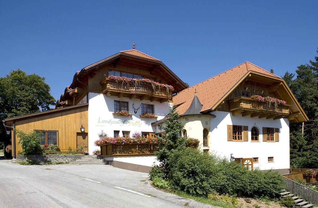 Zum Fally - Landgasthof Kirchberg am Wechsel Exterior photo